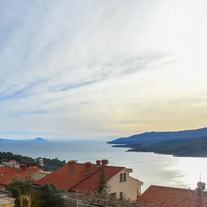 https://apartment-bojan-rabac.in-istria.net